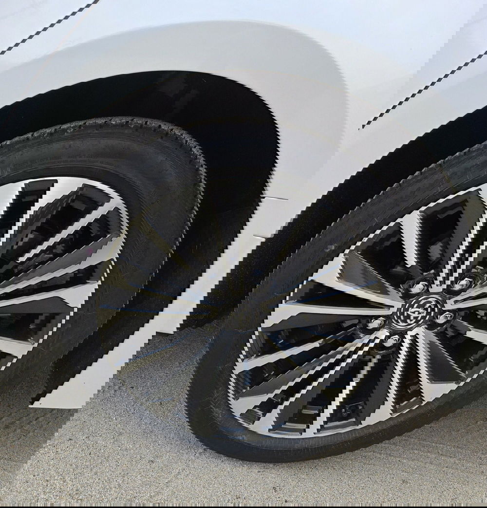 Toyota Corolla Touring Sports usata a Torino (14)