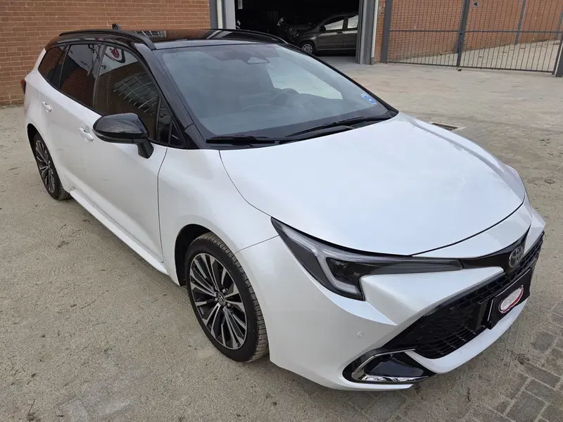 Toyota Corolla Touring Sports usata a Torino (2)