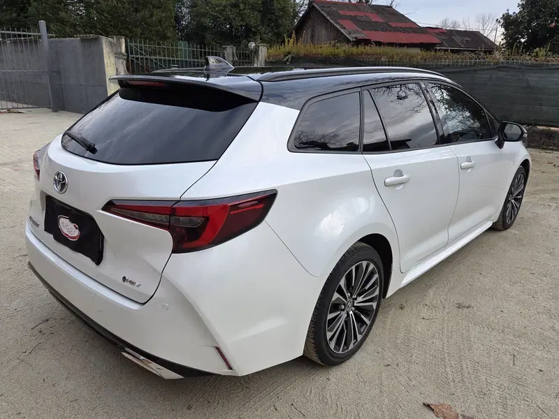 Toyota Corolla Touring Sports usata a Torino (3)