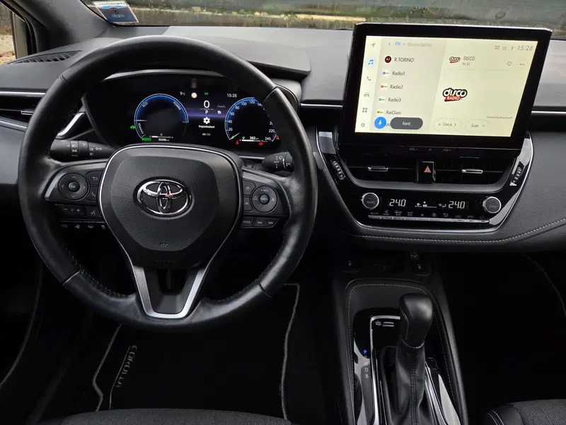 Toyota Corolla Touring Sports usata a Torino (8)