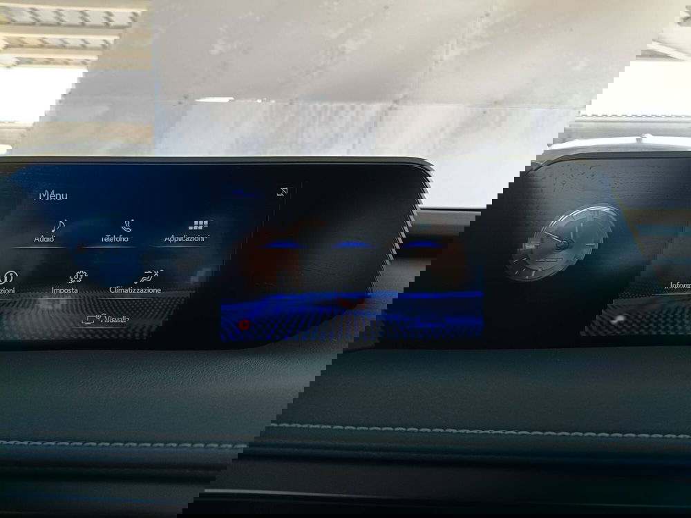 Lexus UX usata a Ascoli Piceno (13)