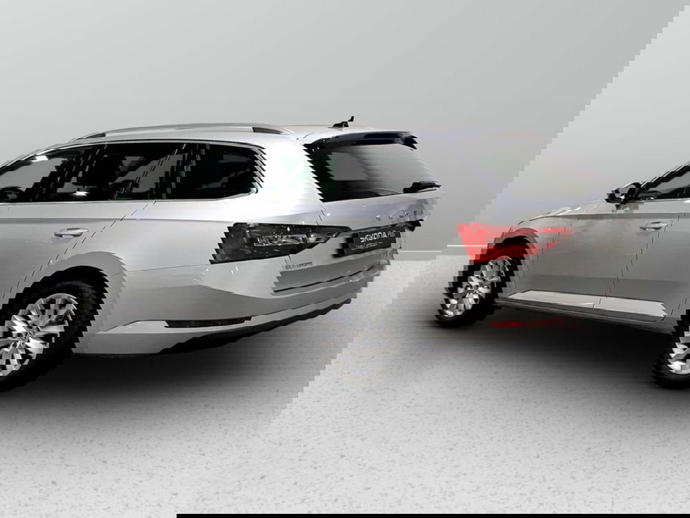 Skoda Superb Station Wagon usata a Padova (3)