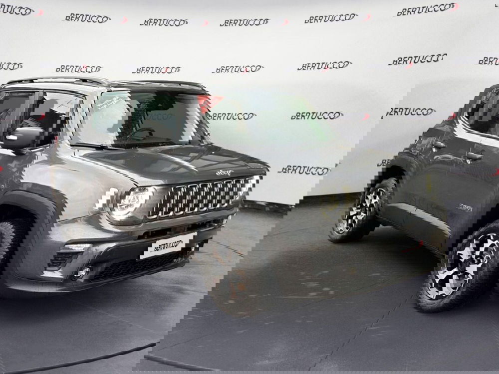 Jeep Renegade nuova a Verona