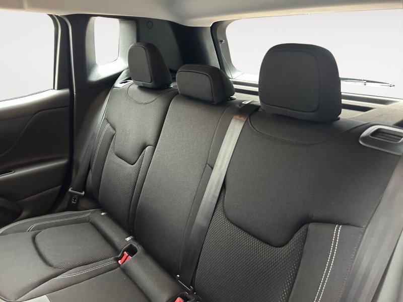 Jeep Renegade nuova a Verona (9)