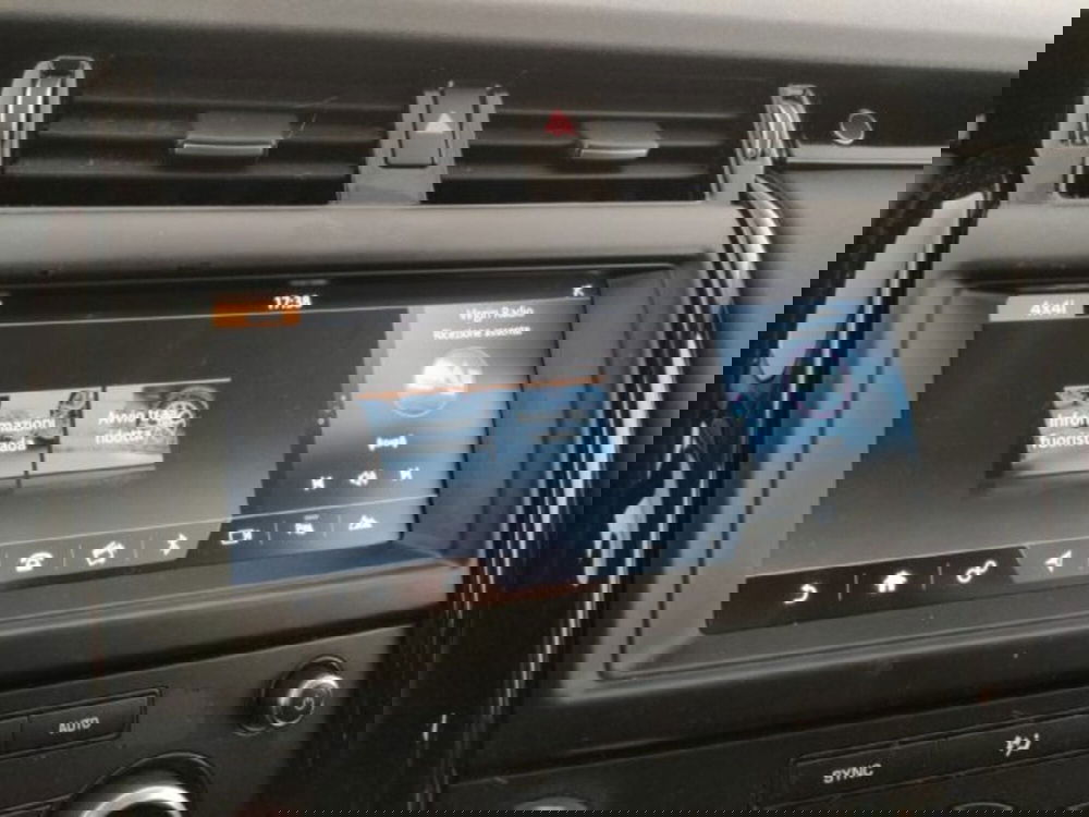 Land Rover Discovery usata a Modena (15)