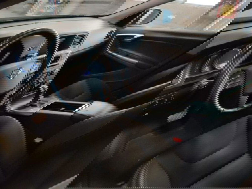 Volvo V60 Cross Country usata a Modena (12)