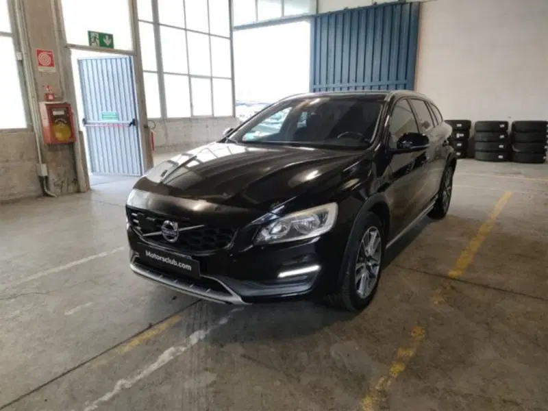 Volvo V60 Cross Country usata a Modena (2)