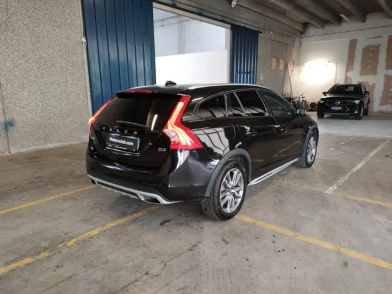 Volvo V60 Cross Country usata a Modena (6)