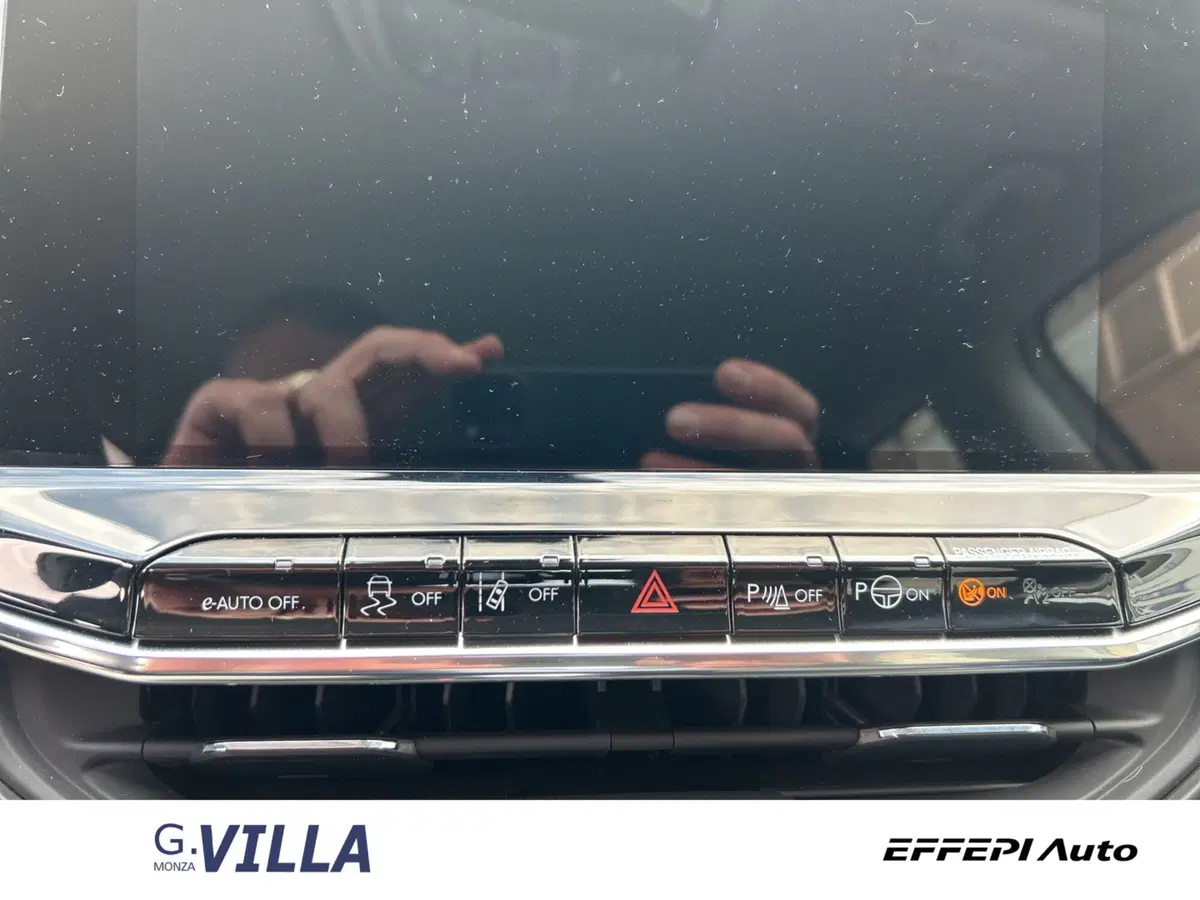 Jeep Compass nuova a Monza e Brianza (17)