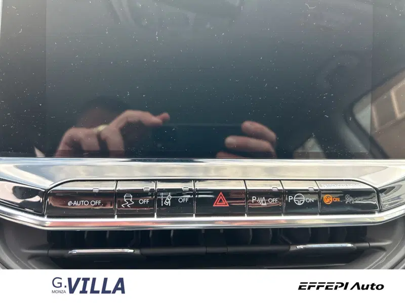 Jeep Compass nuova a Monza e Brianza (17)