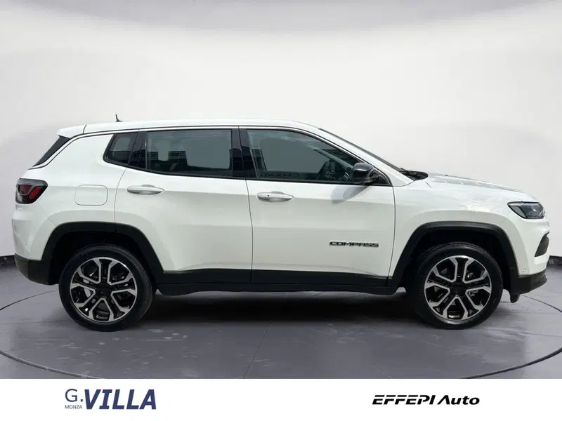 Jeep Compass nuova a Monza e Brianza (8)
