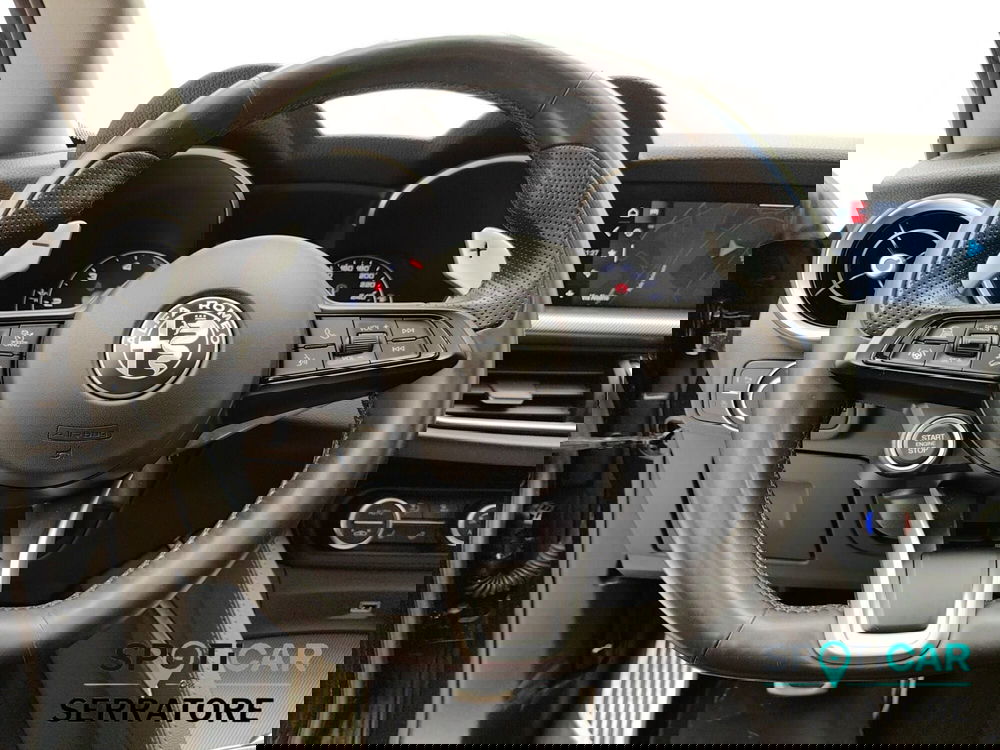 Alfa Romeo Stelvio usata a Como (20)