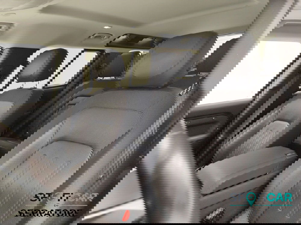 Land Rover Defender usata a Como (12)