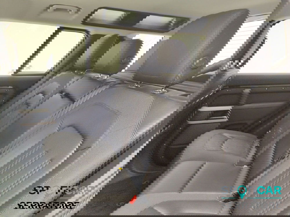 Land Rover Defender usata a Como (13)