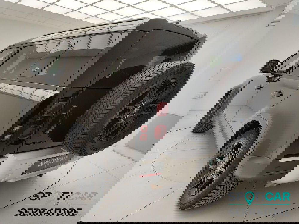 Land Rover Defender usata a Como (4)