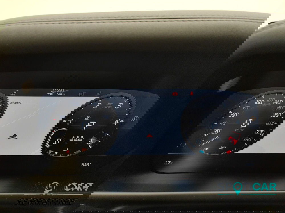 Land Rover Defender usata a Como (8)