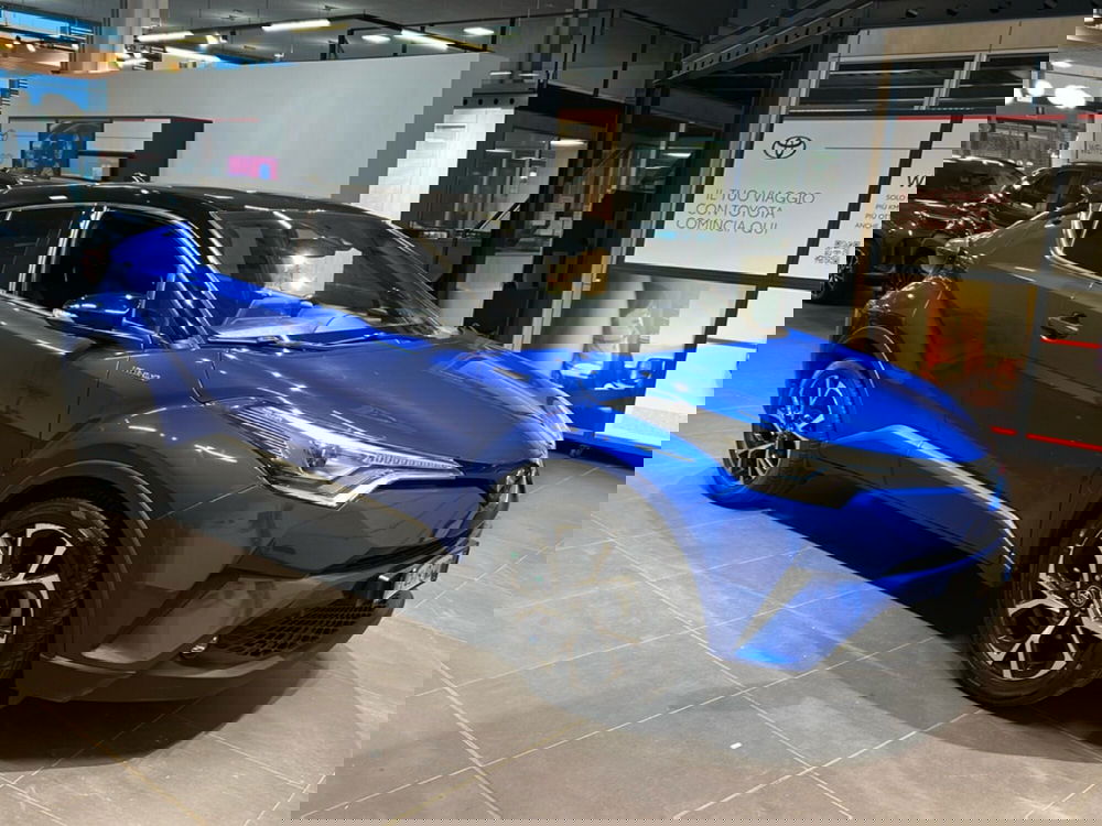 Toyota Toyota C-HR usata a Piacenza (9)