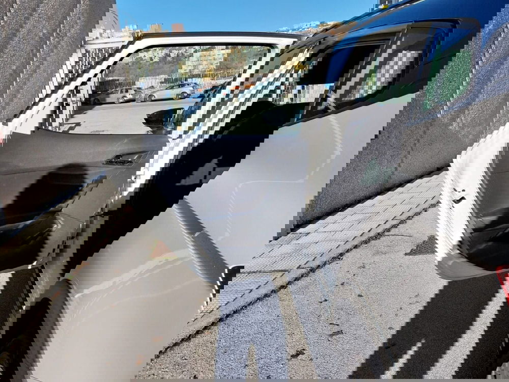 SEAT Arona usata a Salerno (15)