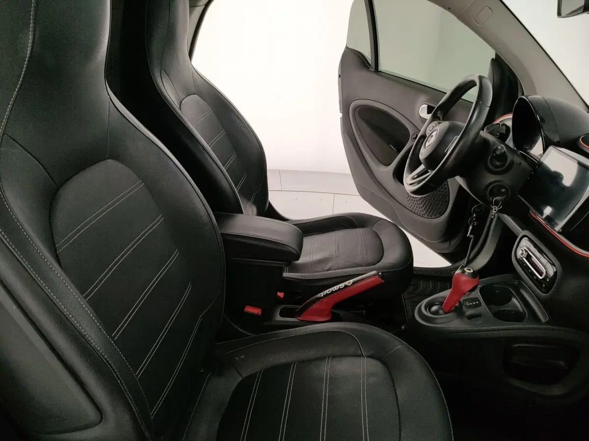 smart Fortwo usata a Caserta (9)