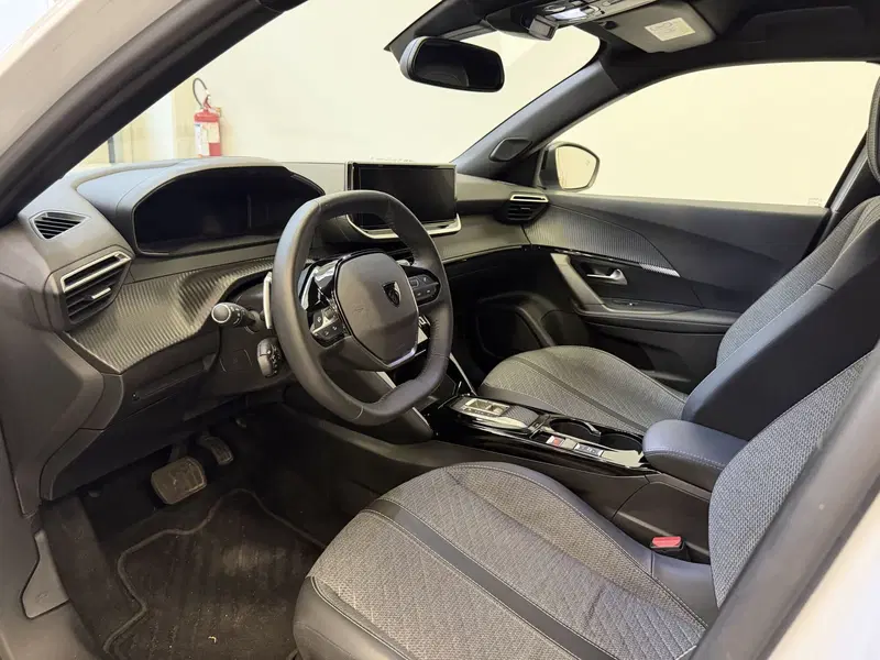 Peugeot 2008 usata a Ferrara (11)