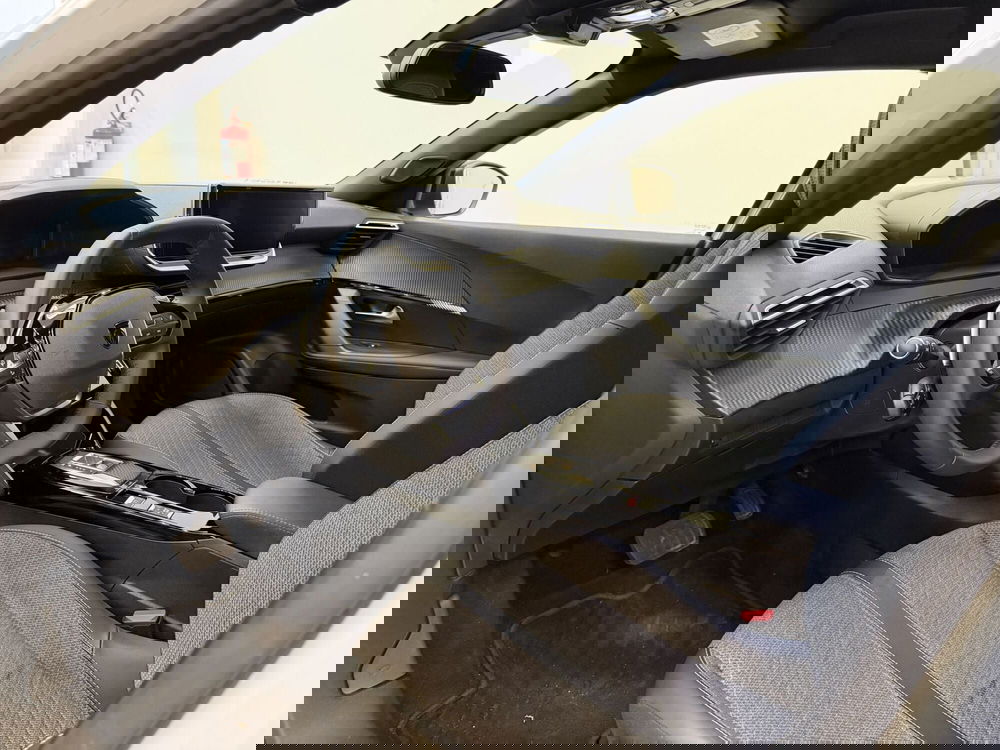 Peugeot 2008 usata a Ferrara (11)