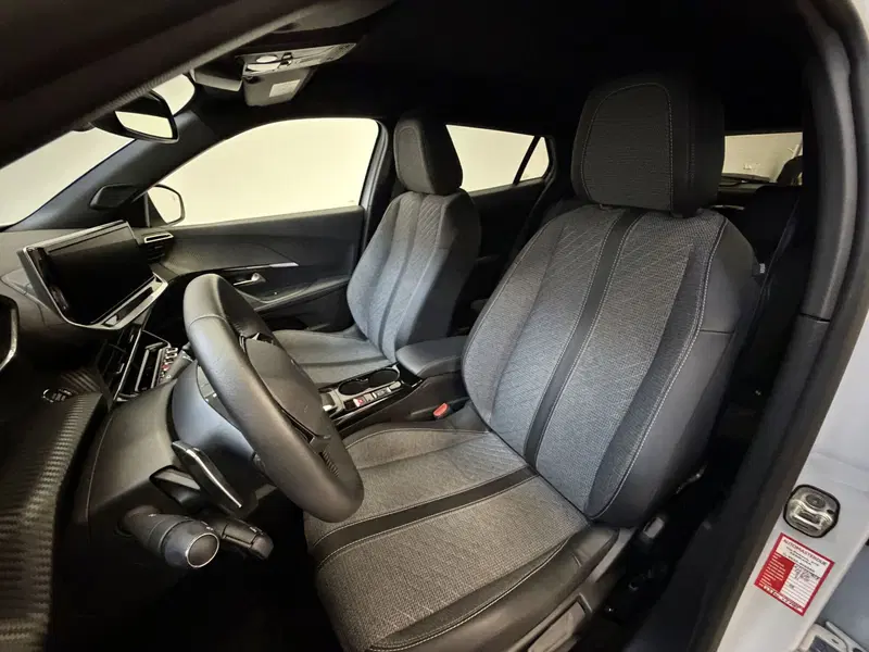 Peugeot 2008 usata a Ferrara (12)