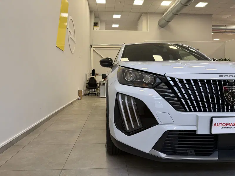 Peugeot 2008 usata a Ferrara (15)