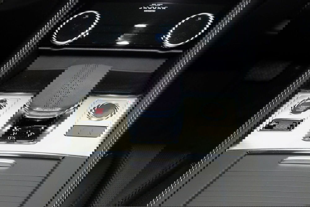 Jaguar F-Pace usata a Torino (11)