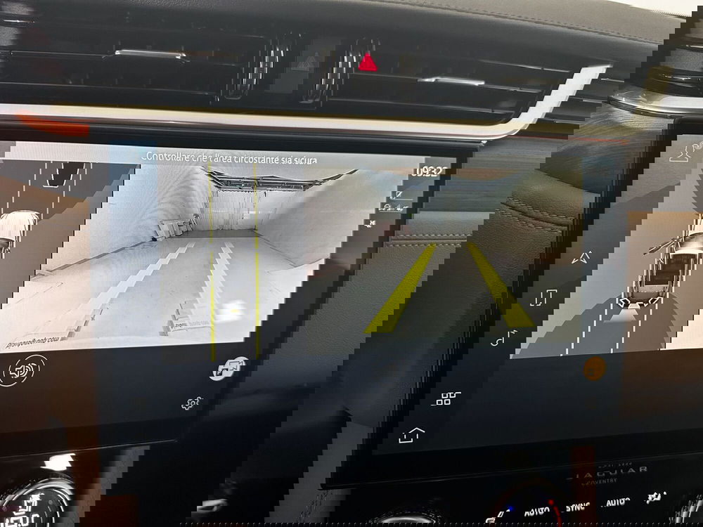 Jaguar F-Pace usata a Torino (11)