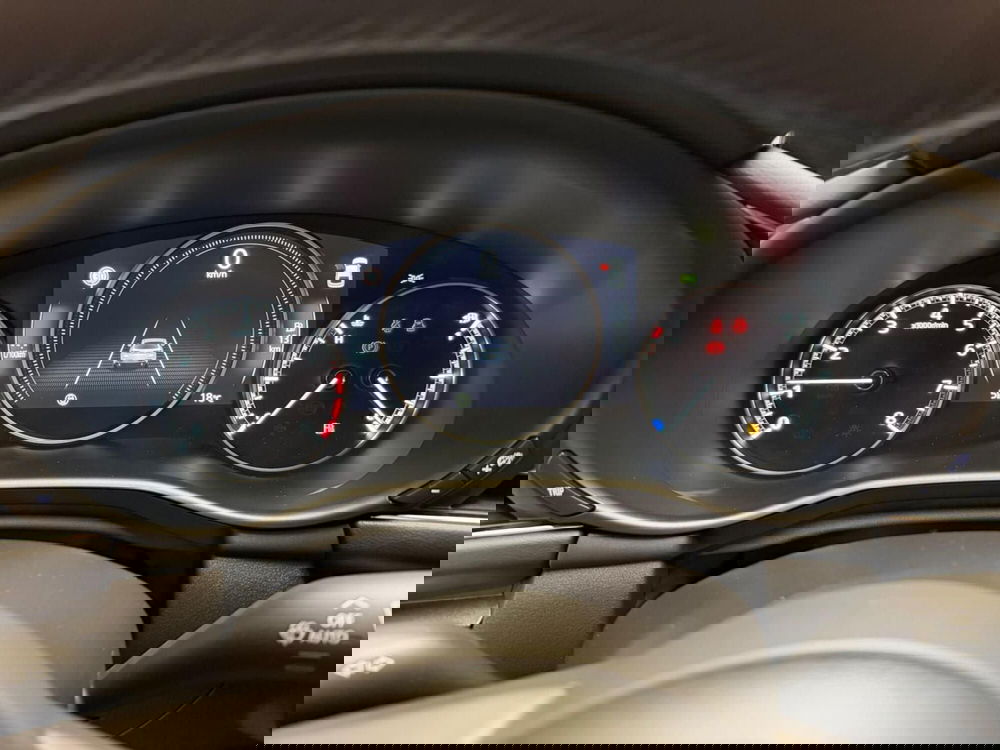 Mazda Mazda3 Hatchback nuova a Napoli (11)