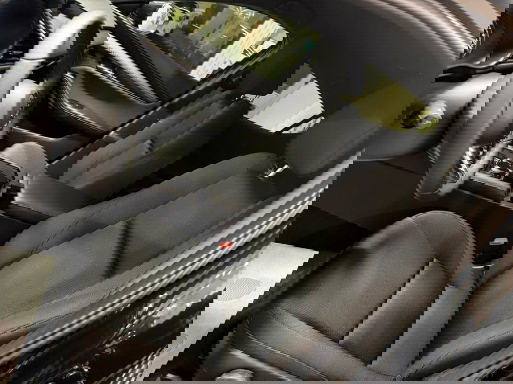 Mazda Mazda3 Hatchback nuova a Napoli (7)