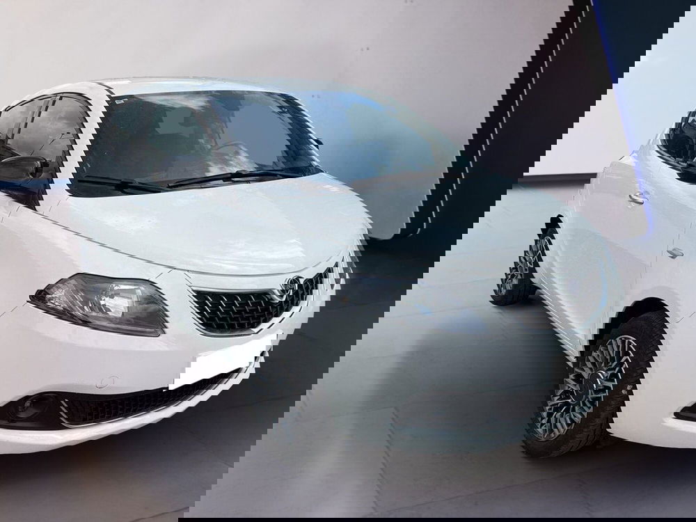 Lancia Ypsilon usata a Torino (3)