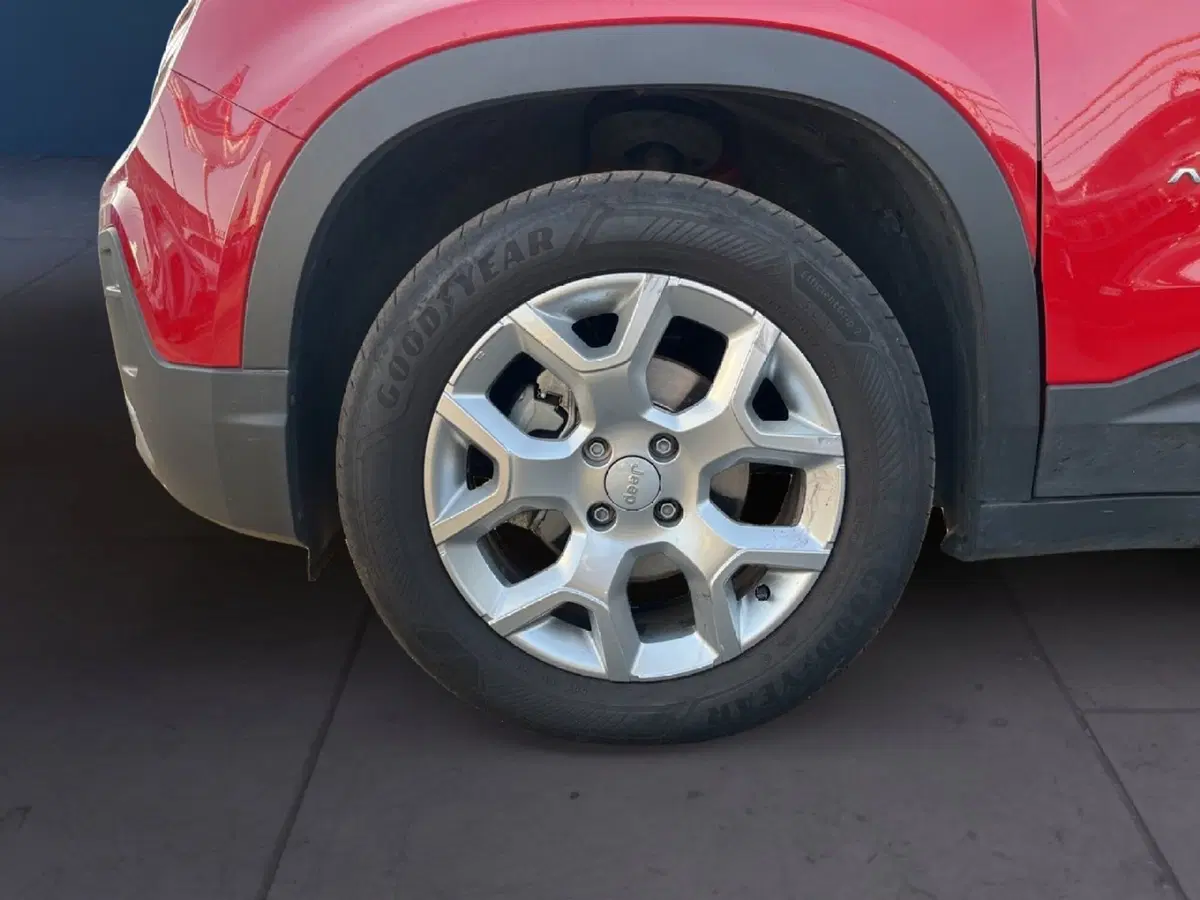 Jeep Avenger usata a Torino (8)