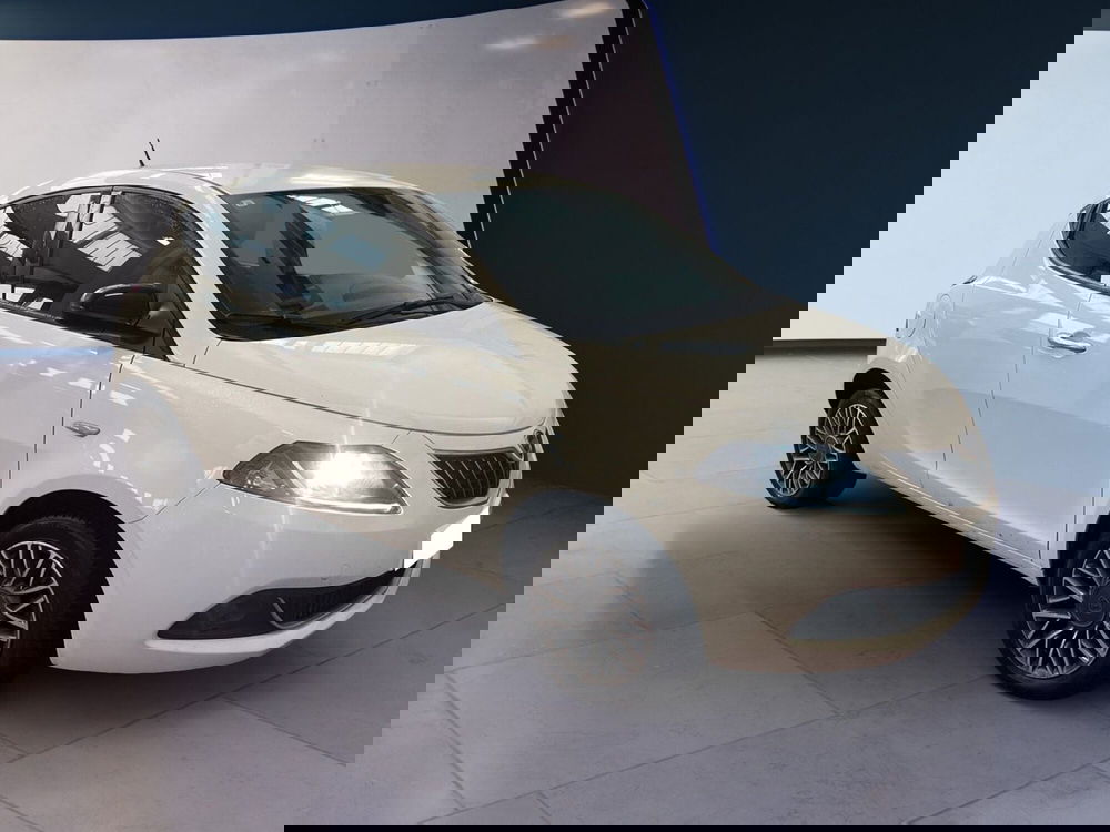 Lancia Ypsilon usata a Torino (3)