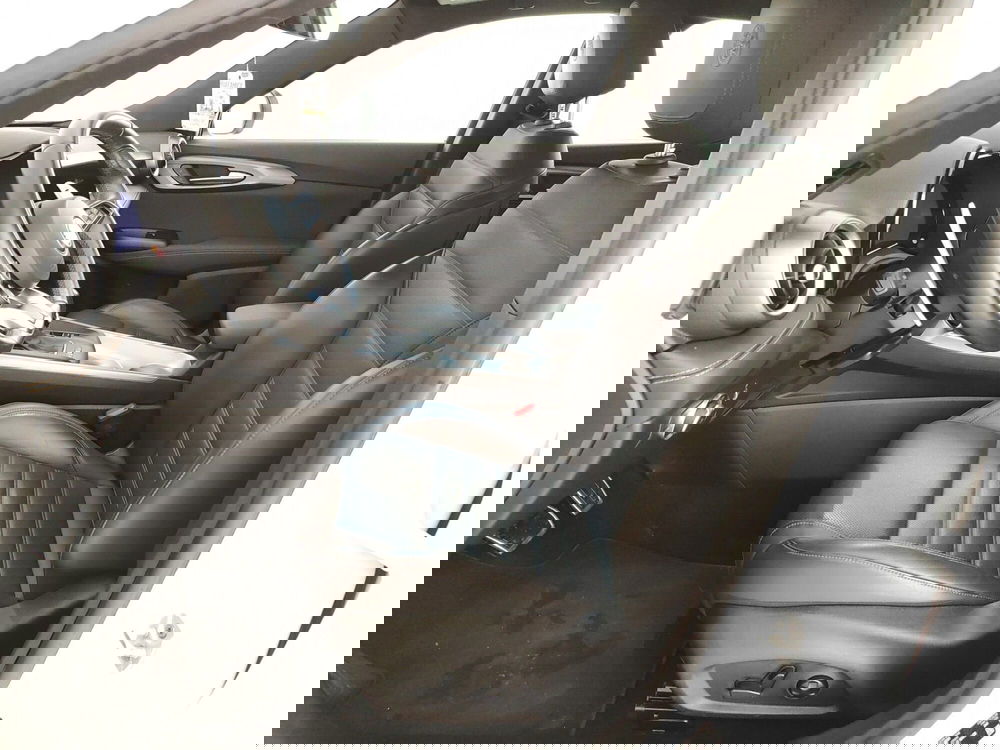 Alfa Romeo Tonale usata a Caserta (17)