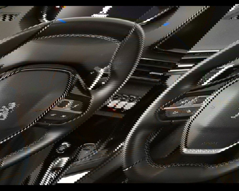 Peugeot 3008 usata a Caserta (19)