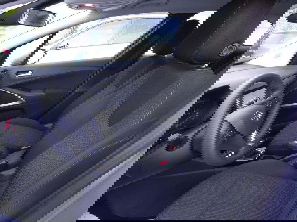 Opel Crossland X usata a Treviso (9)