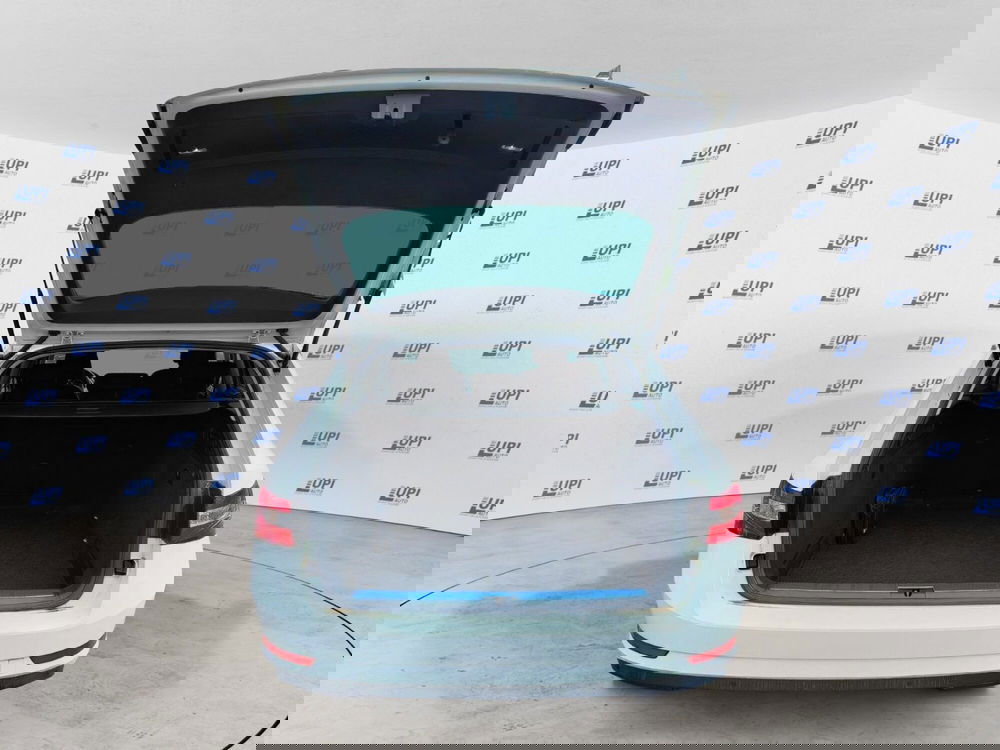 Skoda Superb Station Wagon nuova a Prato (12)