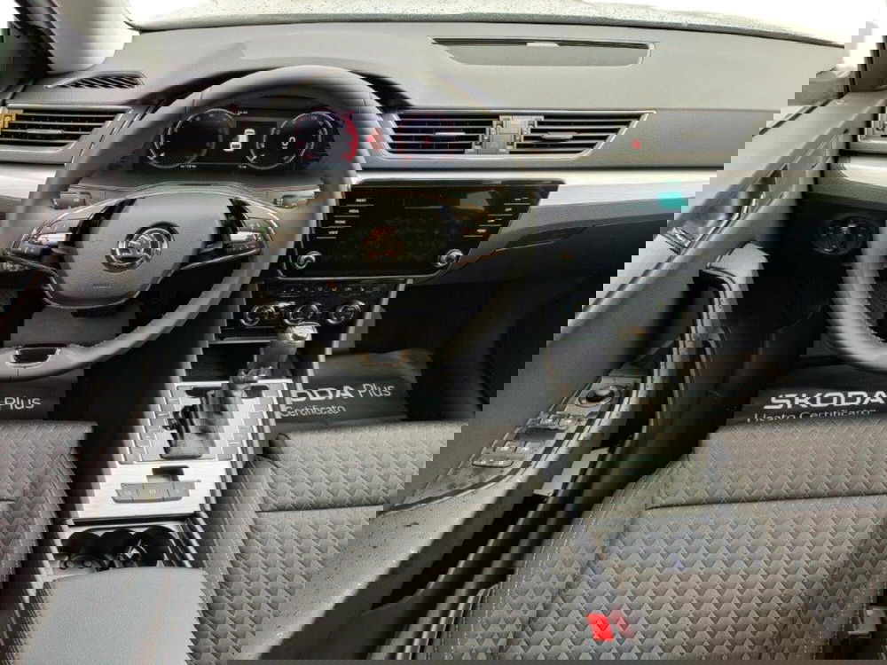 Skoda Superb Station Wagon nuova a Prato (9)