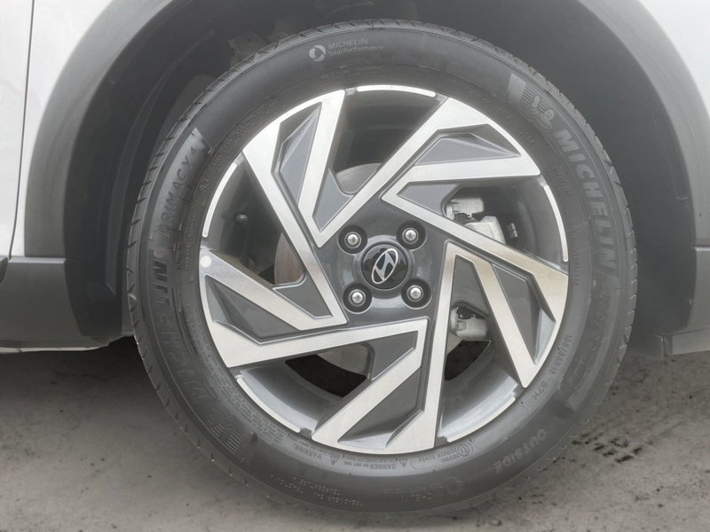 Hyundai Bayon nuova a Prato (15)