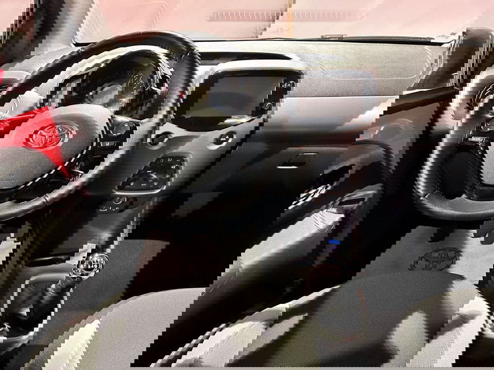 Toyota Aygo usata a Milano (9)