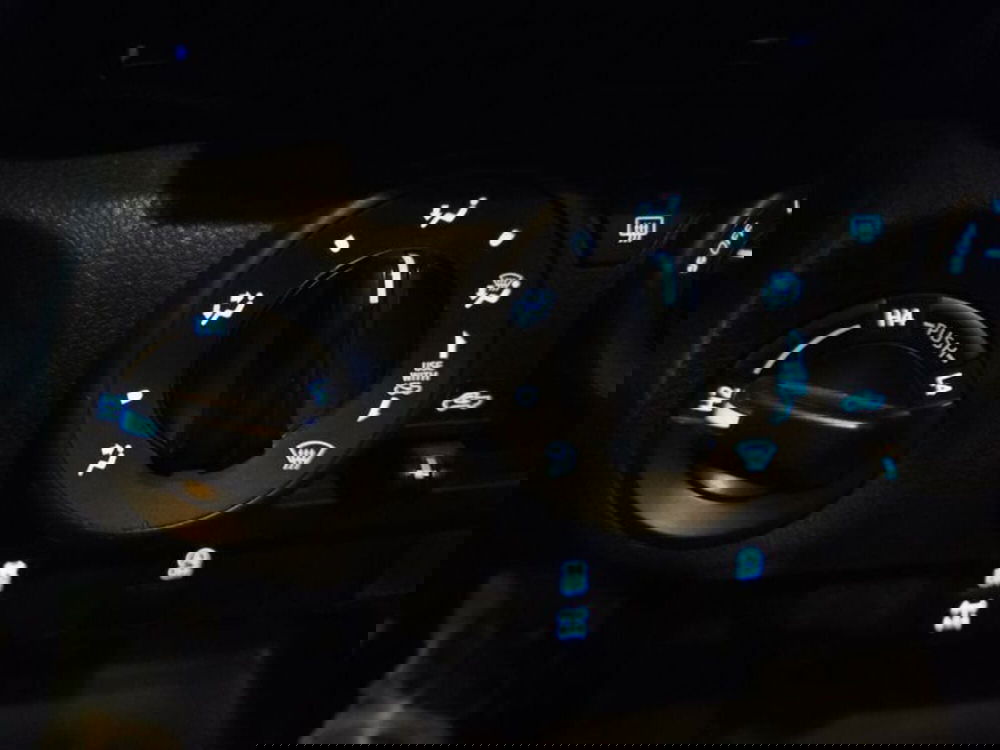 Toyota Hilux usata a Vicenza (17)