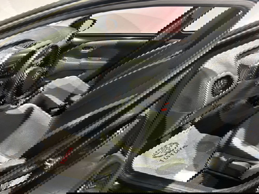 Toyota Aygo usata a Milano (12)