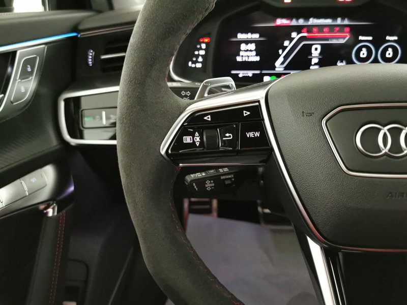 Audi A6 Avant e-Tron usata a Chieti (10)