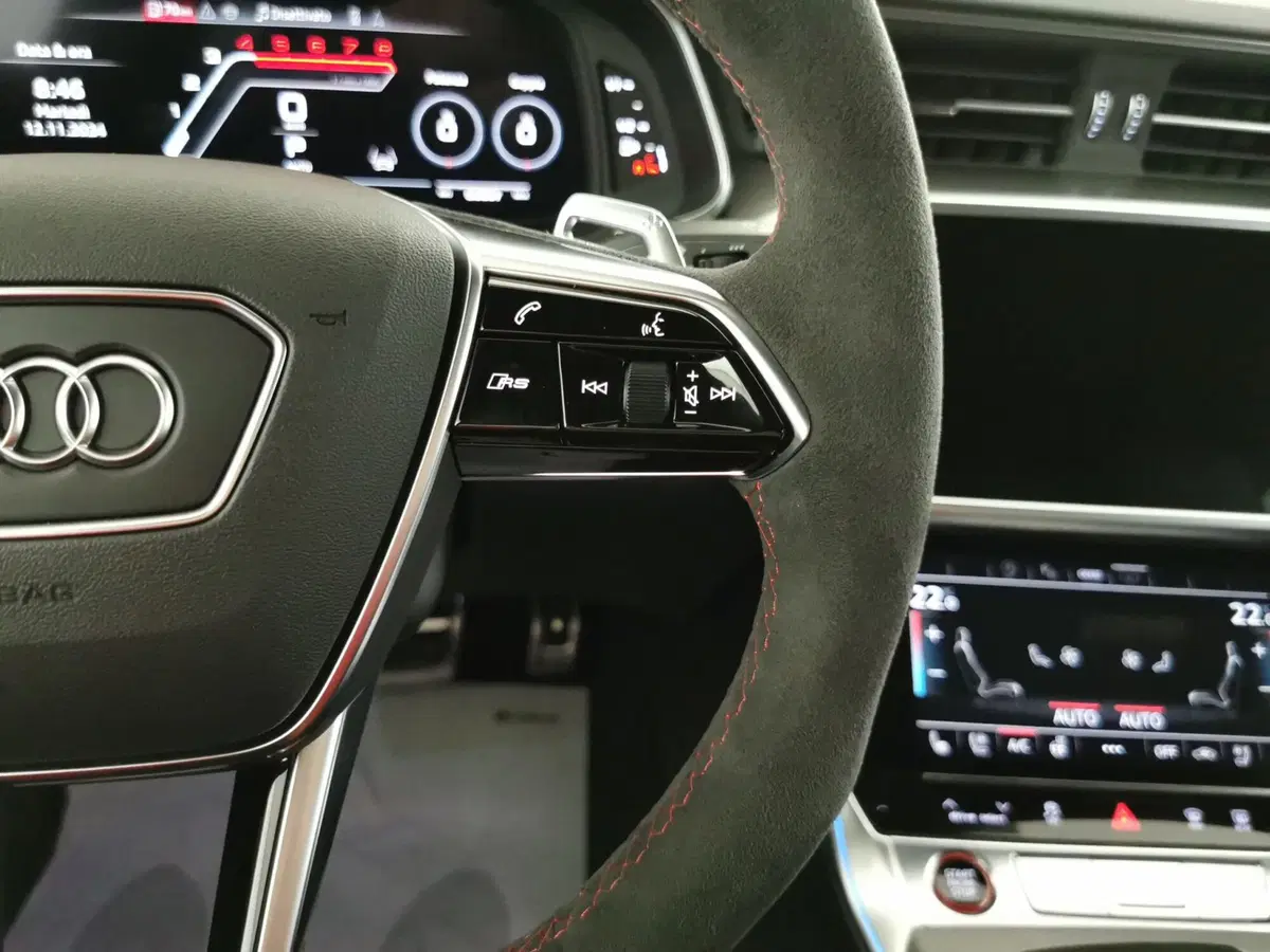 Audi A6 Avant e-Tron usata a Chieti (11)