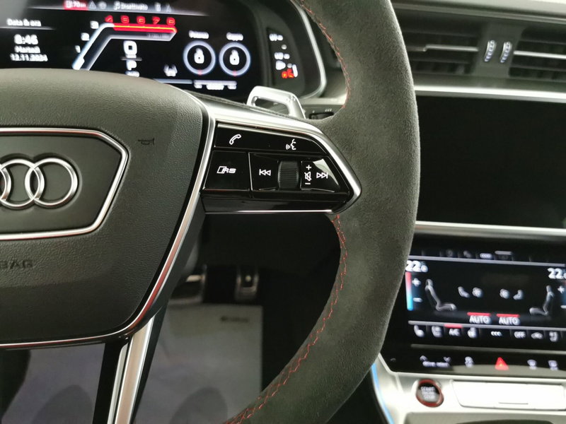 Audi A6 Avant e-Tron usata a Chieti (11)