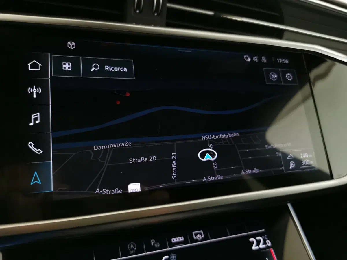 Audi A6 Avant e-Tron usata a Chieti (13)
