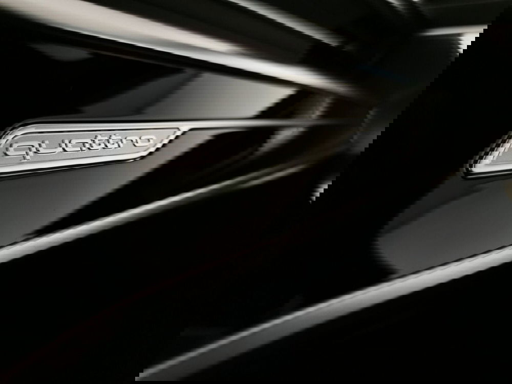 Audi A6 Avant e-Tron usata a Chieti (19)