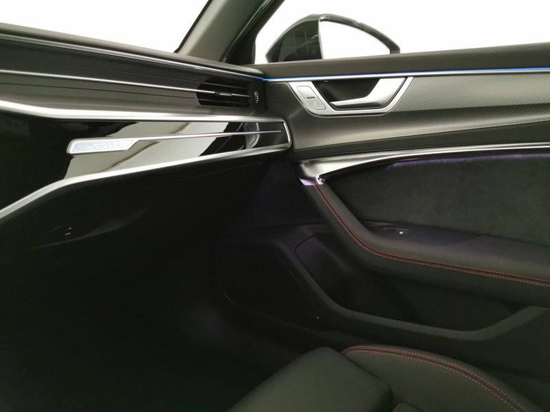 Audi A6 Avant e-Tron usata a Chieti (20)