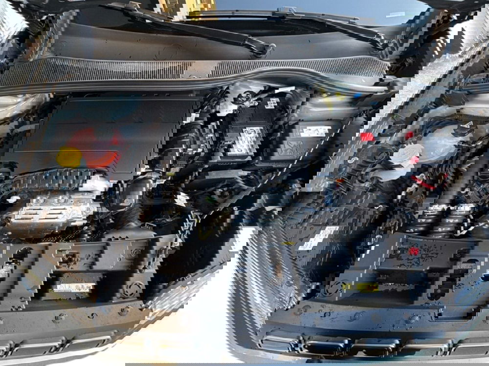 Jeep Avenger nuova a Agrigento (13)